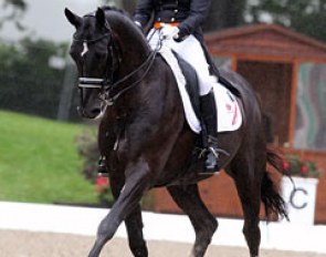 Anne Meulendijks and Ohio (by Indoctro) ranked 7th in the Kur Finals. They rode to beautiful new music