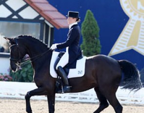 Hedda Droege and Fifth Avenue at the 2011 CDI Hagen :: Photo © Astrid Appels