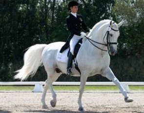 Argentinian Micaela Mabragana on the American owned PRE stallion Idilio :: Photo © Phelpsphotos.com