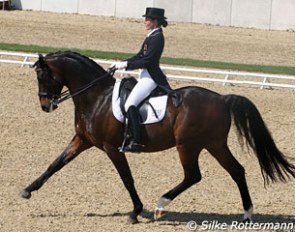 Swiss Elisabeth Eversfield-Koch on Rokoko N