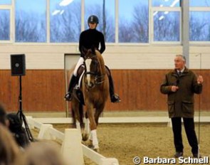 Klaus Balkenhol sharing his knowledge through Xenophon clinics :: Photo © Barbara Schnell