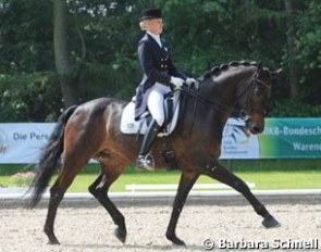 Annabel Frenzen on Cristobal
