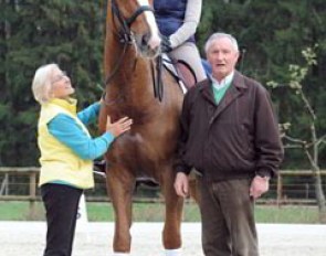 Linda Tellington-Jones held a clinic at Anabel and Klaus Balkenhol's stable in Rosendahl :: Photo © Barbara Schnell