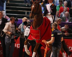 Parzival had a run-in with the photographers during the prize giving