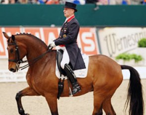 Richard Davison and Hiscox Artemis at the 2011 World Cup Finals in Leipzig, Germany :: Photo © Astrid Appels