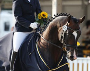 Anja Engelbart and De Champ win the 5-yo consolation finals :: Photo © Astrid Appels