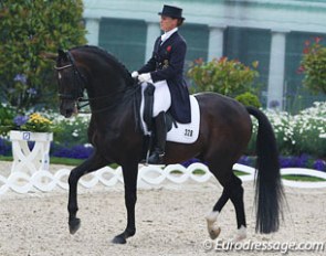 Emma Hindle and Diamond Hit
