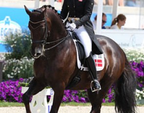 Anna Kasprzak on Donnperignon