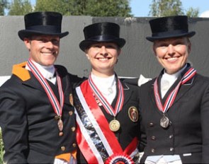 Jonas Elvebakk (bronze), Lillan Jebsen (gold), Cathrine Rasmussen (silver) on the podium at the 2012 Norwegian Championships :: Photo © Carina Carlsen