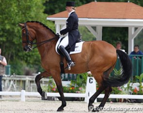Kristy Oatley on Clive