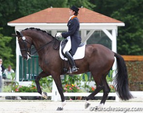 First Grand Prix horse to go today: Tommie Visser's Vingino. 
