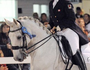 Jacqueline Brooks and D-Niro win the CDI-W Grand Prix Kur at 2012 Dressage at Devon :: Photo © Hoof Print Images