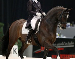 Dutch born but now riding for Kazachstan: Janette Bouman on the KWPN bred V Power (by Metall x Michelangelo)
