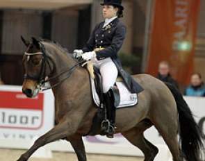 Chiara Prijs Vitale and Hot Chocolate win big at the 2012 CDI Drachten :: Photo © Astrid Appels