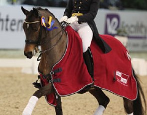 Chiara Prijs Vitale and Hot Chocolate at the 2012 CDI Drachten :: Photo © Astrid Appels