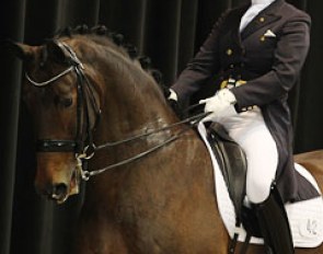 Renske Quellhorst is back in the international show ring with Evita. Unfortunately the mare was totally confused by her Grand Prix training and was unable to relax