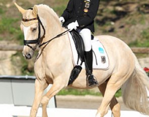 Semmieke Rothenberger on Golden Girl