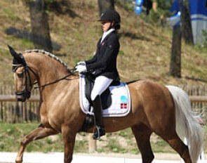 Victoria Vallentin on Natalina