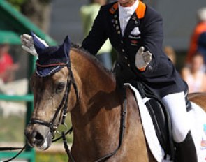Sanne Vos is very happy with her freestyle ride on Champ of Class