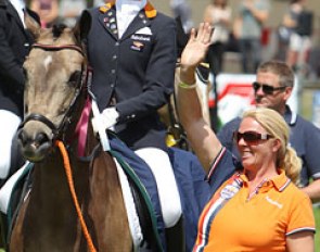 Sanne Vos and Champ of Class during the prize giving
