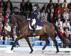 Swedish Filippa Borjeson and Basic (by Bernstein) rode to Beatles' music