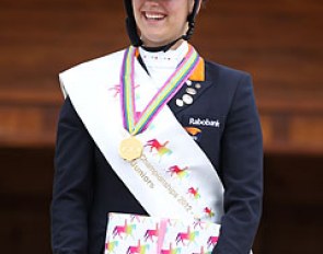 Dana van Lierop wins the 2012 European Junior Riders Championships :: Photo © Astrid Appels