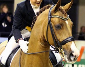 Charlott Maria Schurmann and Burlington win the 2012 Nurnberger Burgpokal Finals :: Photo © Silke Rottermann