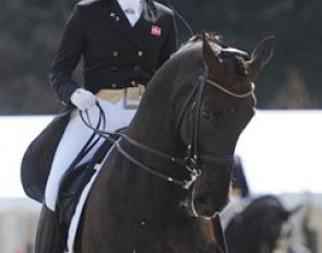 Anna Kasprzak warming up Donnperignon
