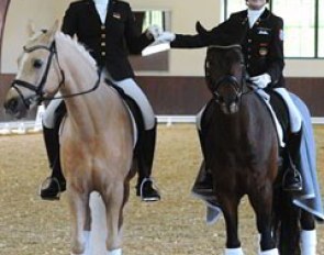 Pony friends Anna Christina Abbelen and Semmieke Rothenberger