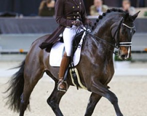 Jorinde Verwimp on the Korean owned World's Greatest (by Welt Hit II x Akzent II)