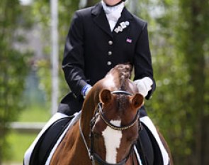 Ruth Hole on Bernwode Brokat