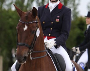 Philippa Hutton on Duela (by Dimaggio)