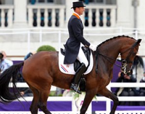 With no fuel left in his tank, Uzzo was unable to shine in the Special. Van der Meer strung a serious of mistakes together. Pity as the horse is super talented