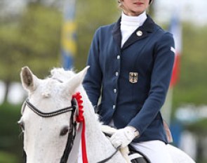 Leonie Laier on Duty Free