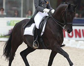 Spanish Morgan Barbancon and Painted Black on strong form in Rotterdam
