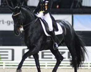 Stella Charlott Roth on Diva Royal
