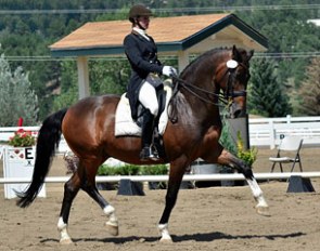 Beatrice Marienau on Stefano (by Gribaldi x Actueel)