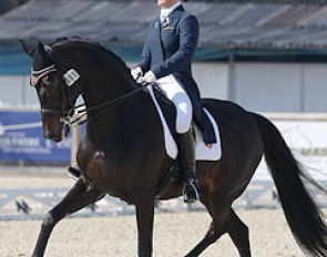 Claudia Fassaert and Donnerfee at the 2012 CDI Vidauban :: Photo © Astrid Appels