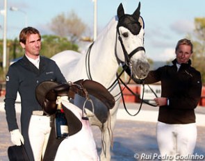 Arnaud Serre and Helio II during the small retirement ceremony at the 2012 CDI Vidauban :: Photo © Rui Pedro Godinho 