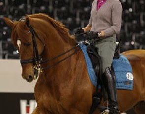 Adelinde then moved to the main arena to continue her schooling session