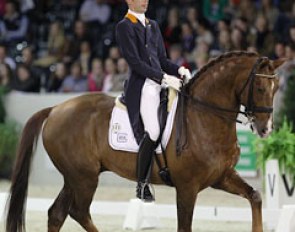 Hans Peter Minderhoud and Tango slotted in sixth with 76.125%. They rode to music from The Mask of Zorro. They had a clean ride with wonderful passage work but the pirouettes were a bit big and the horse's head should be more steady at the vertical.