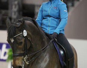 Dutch Jenny Schreven on her 20-year old Krawall (by Focus)