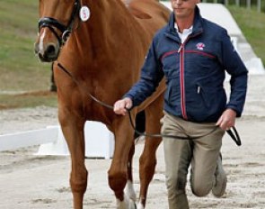 Carl Hester trotting up Wie Atlantico