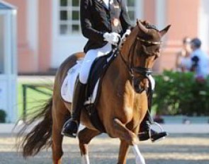 Lena Charlotte Walterscheidt on Don Davidoff