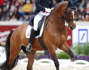 Jan Ebeling on Rafalca. This pair rode to fresh, contemporary R&B music, a welcome change from the usual "tingeling-ting" scores European riders choose