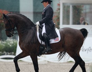 Shelly Francis riding Doktor in the pouring rain