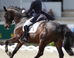 Annabel Frenzen on Cristobal