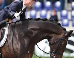 Annabel Frenzen gives Cristobal a big pat