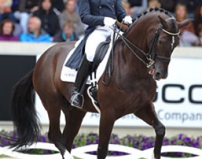 Severo Jurado Lopez and Numberto: a combination brimming with talent, but the strong contact was highly problematic as the horse retracted his tongue the entire time and jumped through the reins