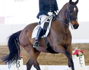 Kimberly Cox on Roderick :: Photo © Terri Miller